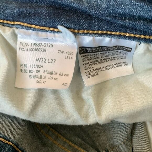 Levi's Boyfriend Fit Ankle Jeans Women's Classic Mid-Rise Zip Up Plus Size 32 - Picture 8 of 12